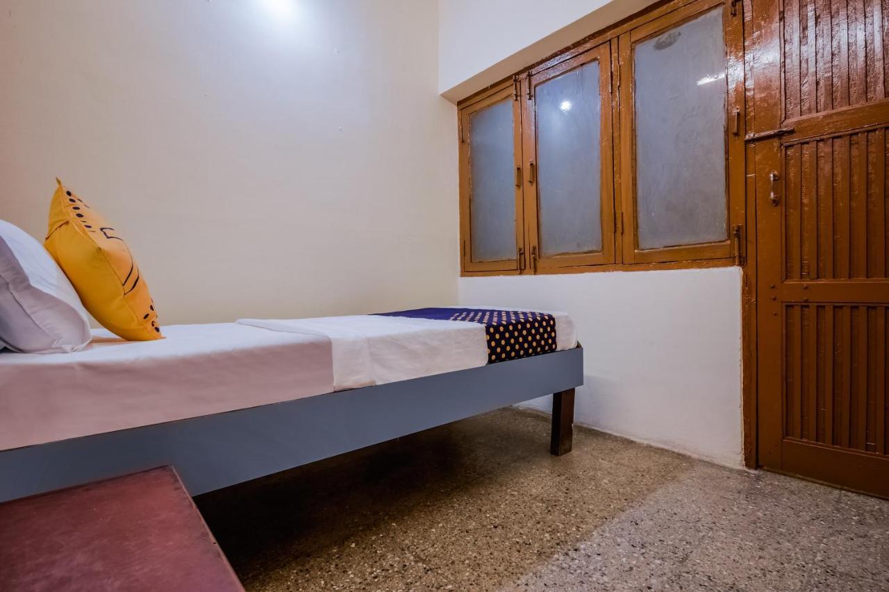 Spot On 65460 Hotel Gulmohar Betul  Luaran gambar