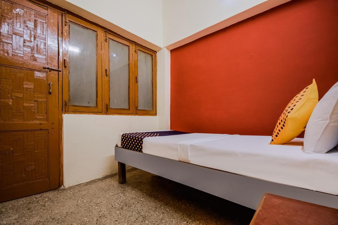 Spot On 65460 Hotel Gulmohar Betul  Luaran gambar