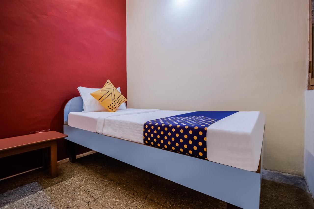 Spot On 65460 Hotel Gulmohar Betul  Luaran gambar